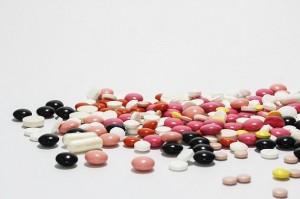 Virginia Eaton ARTHRITIS Arthrisit Pills- medications-342462_640 (2)
