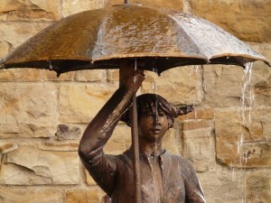 Virginia Eaton Apr 14 CNOL Rain statue-5998
