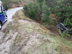 ambulance-and-jeep-at-road-223-crash