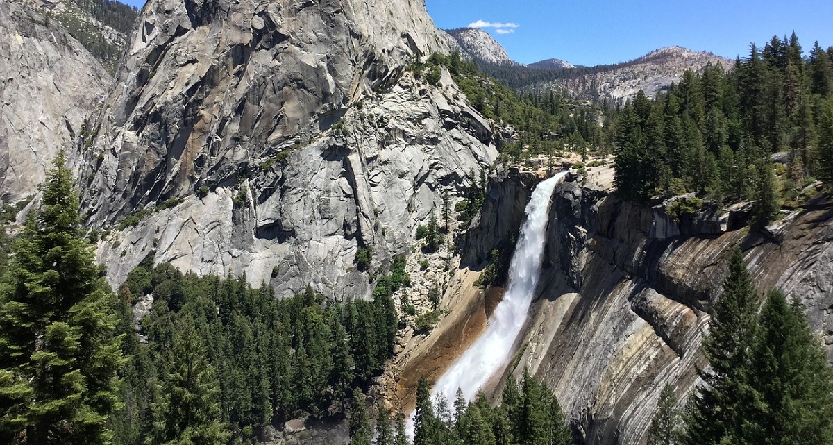 Teen Dies In Fall From Nevada Fall While Reportedly Taking A Selfie |  Sierra News Online