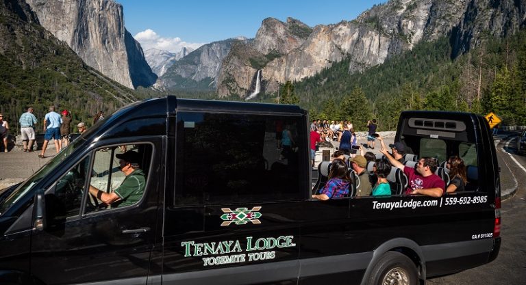 Tenaya Lodge Invites Locals to Enjoy Holiday Activities