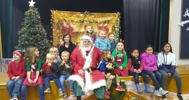 Outpouring Of Holiday Spirit Lights Up Community Center Sierra News Online