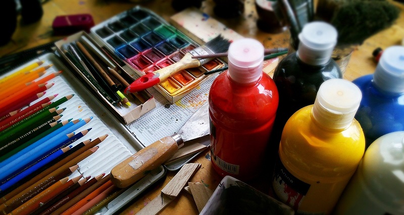 Image of art supplies.