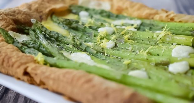 Image of a cheesy asparagus tart.