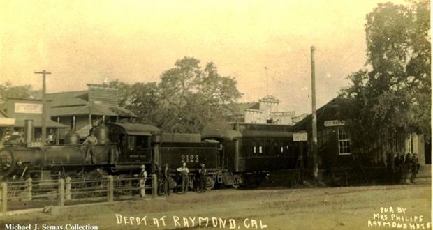 Image of the train depot at Raymond, CA.