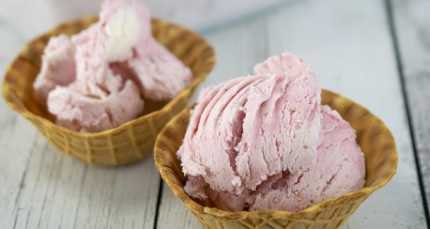 Image of bowls of strawberry ice cream.