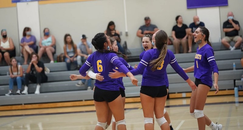 Image of Minarets High School volleyball team.