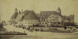 Image of an old photo of the Hotel Coronado.