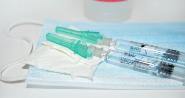 Image of syringes.