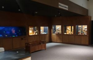 Image of the Mineral Museum interior.