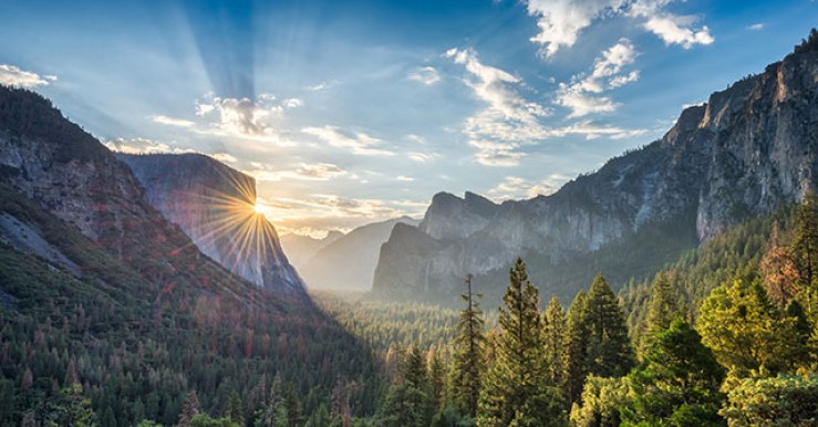 Image of Yosemite Valley.