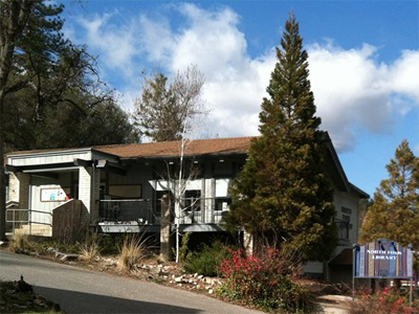 Image of outside of North Fork Library