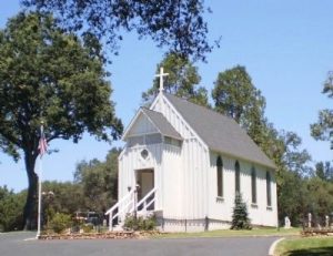 Image of oakhurst little church