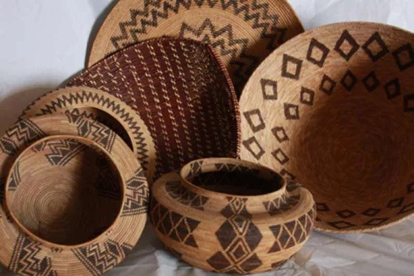 Image of a group of baskets from the Sierra Mono Museum. 