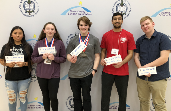 Image of the top scoring seniors from the academic decathlon. 