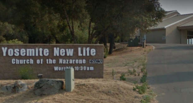image of the Yosemite new life church and sign