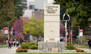 Picture of sign on campus that states "California State University Fresno"