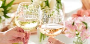 Image of a pair of fancy wine glasses on mothers day