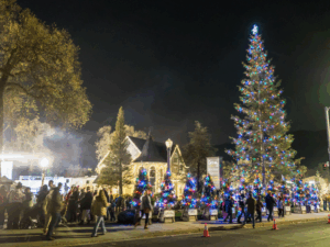 37th Annual Oakhurst Christmas Tree Lighting December 6