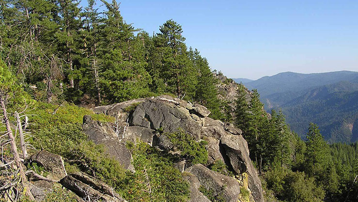 Native American tribe reclaims 900 acres of Yosemite