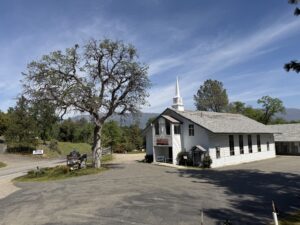 Picture of Grace Community Church in North Fork