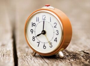 clock representing time restricted eating