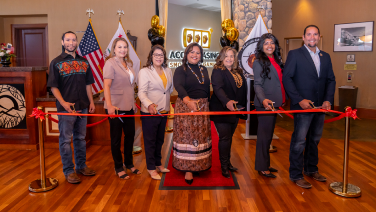 Photo of the ribbon cutting for Chukchansi's Acorn Grand Opening.