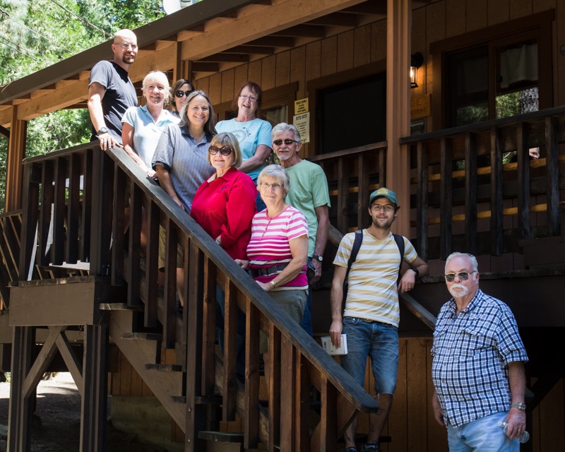 Redwoods 12 - Volunteers from the Yosemite Sierra Visitors Bureau check out a rental property at the Redwoods  2014 - photo by Virginia Lazar