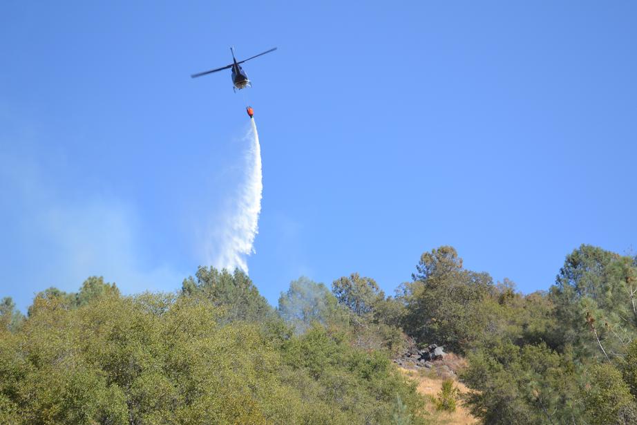 Walker fire helicopter water drop 9-18-12