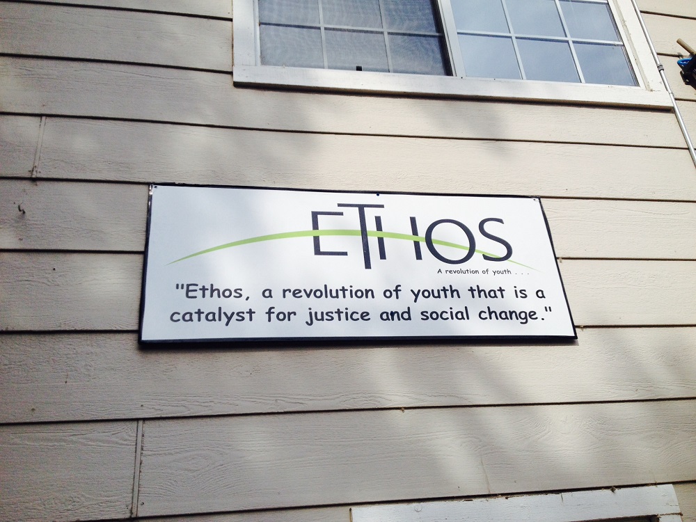 Ethos sign