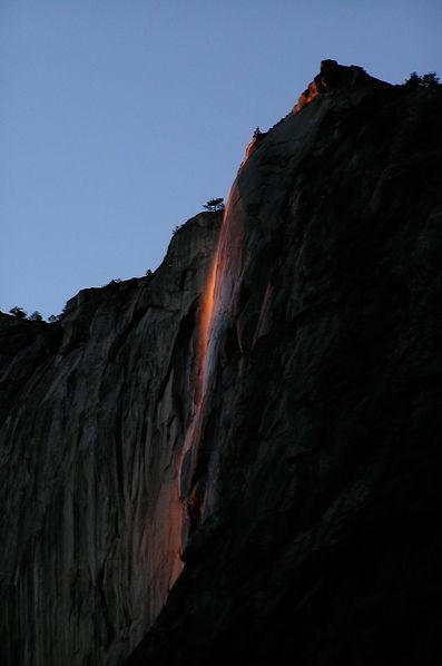 Horsetail Fall Firefall - photo by Ambitious Wench