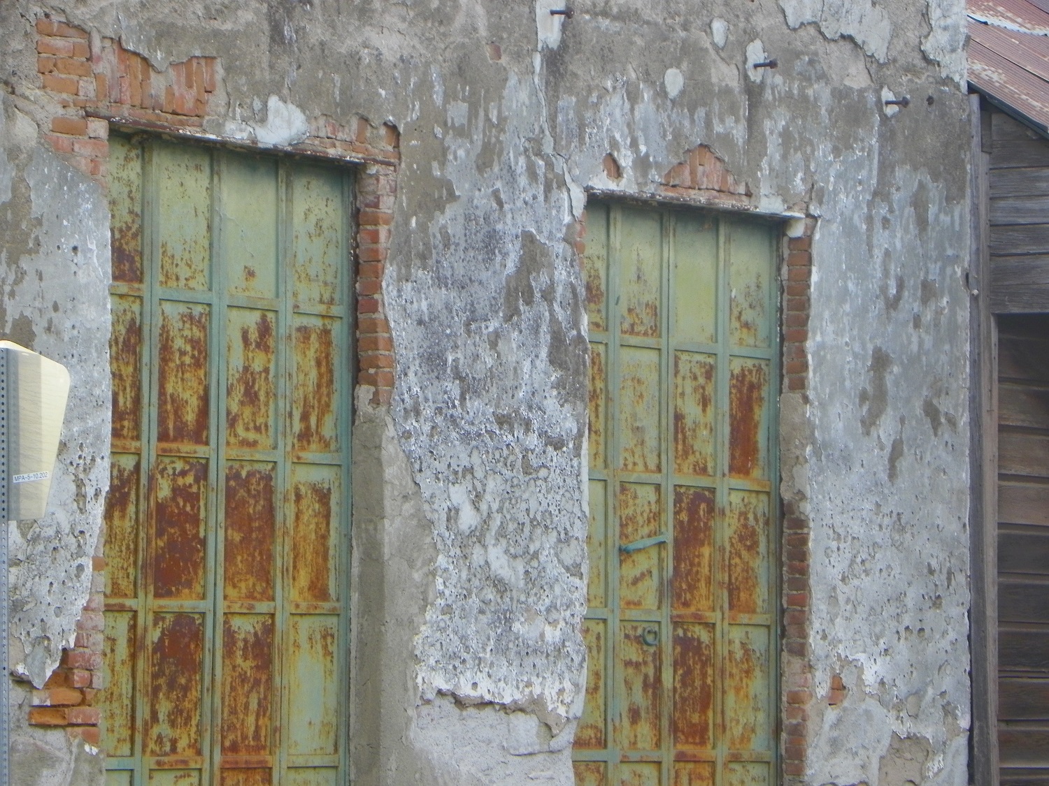 Hornitos 12 - closeup windows of abandoned buildin - Kellie Flanagan 2013
