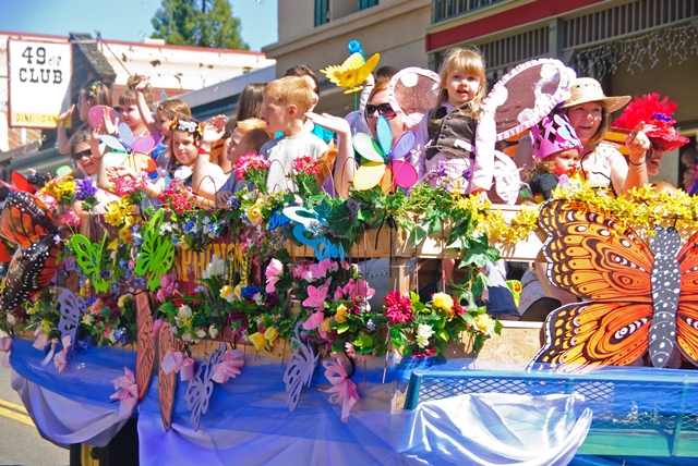 Mariposa Butterfly Festival - Parade - Photo courtesy of Charles Phillips Stone Creek Gallery Mariposa